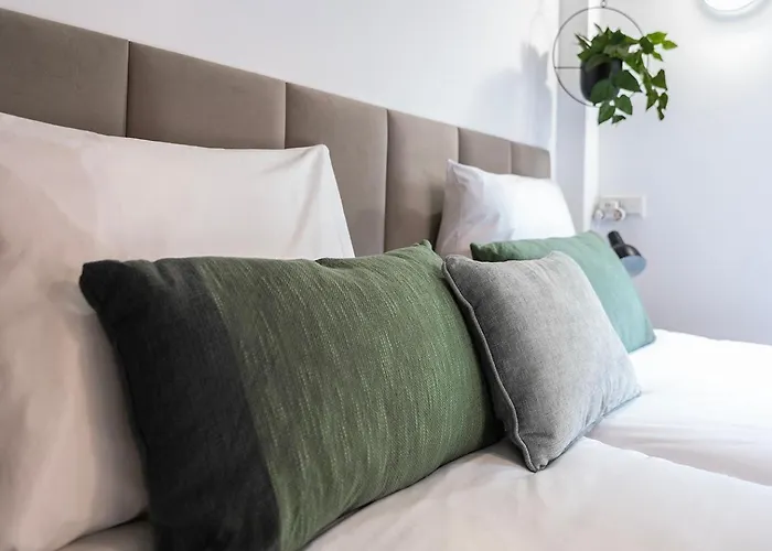 4p, Center, Close To & Station Appartement Tilbourg